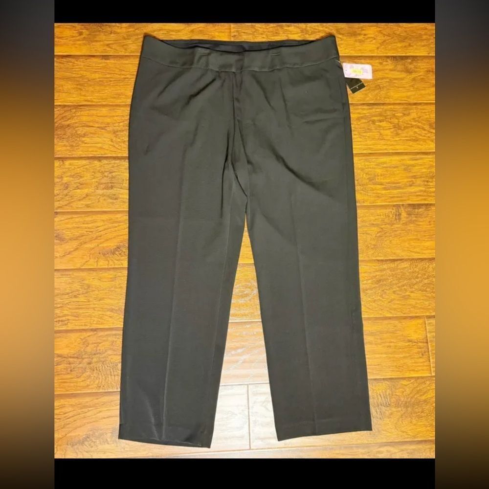 NWT Investments black dress pants size 24 Park Ave Fit